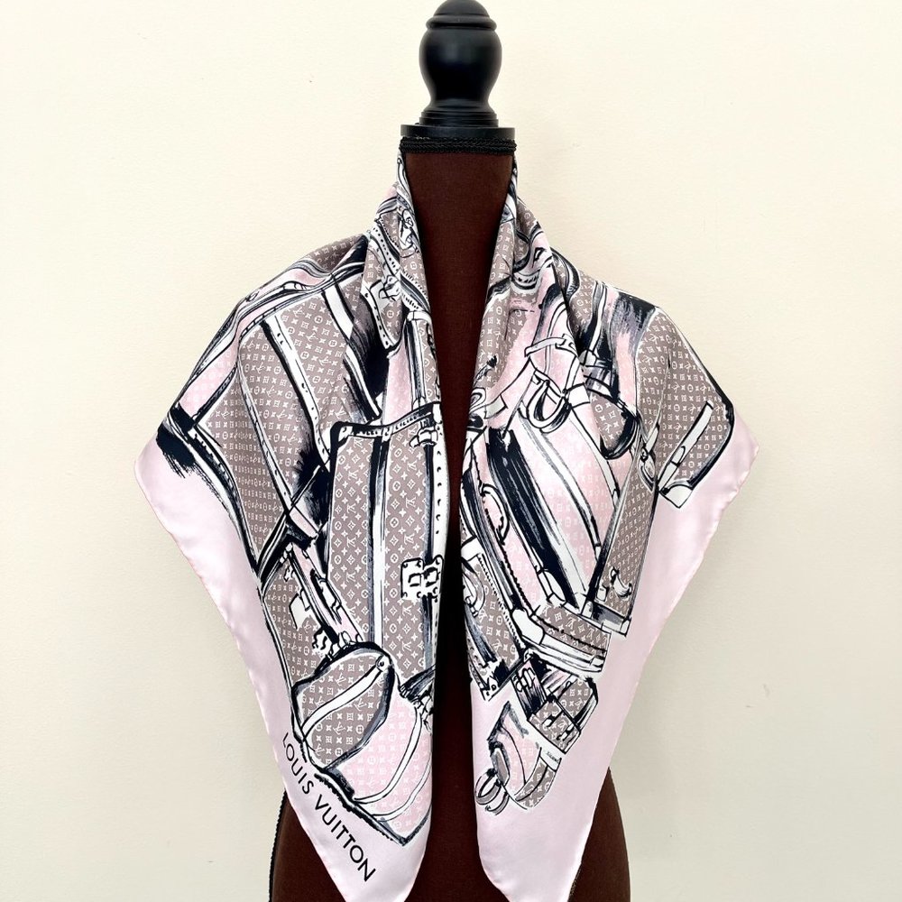 Louis Vuitton Wrap Trunks Luggage Monogram Pink Silk Scarf - Picture 4 of 15